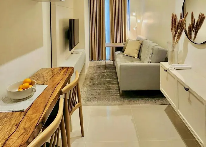Aureo 1br Fame Residences Near Shaw, Sm Megamall, Ortigas Skyline View * Manila