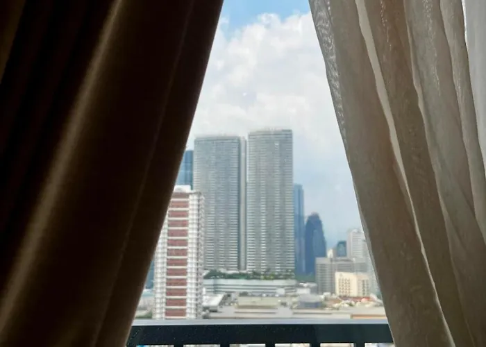Apartment Aureo 1br Fame Residences Near Shaw, Sm Megamall, Ortigas Skyline View *